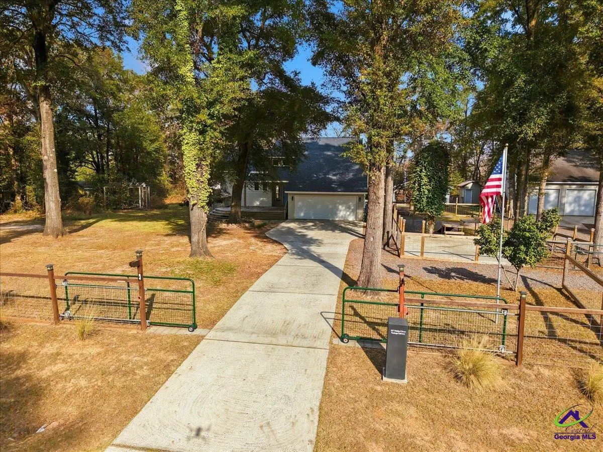 107 Waldorf Dr, Perry, GA 31069 - #1