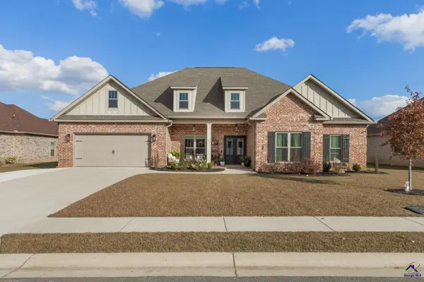 107 Brook Hollow Court, Kathleen, GA 31047