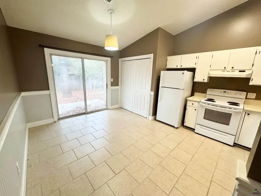 321 Somerset Drive, Warner Robins, GA 31088 - Image #3