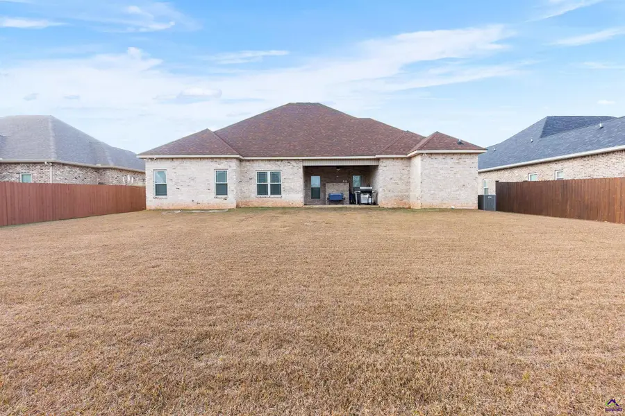 105 Woodwinds Court, Kathleen, GA 31047 - #2