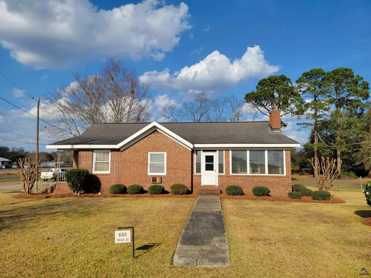 650 Third Street, Unadilla, GA 31091 - Image #1