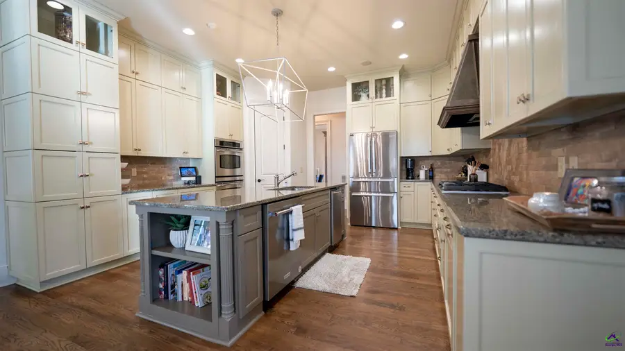 108 River Rock Court, Perry, GA 31069 - Image #3