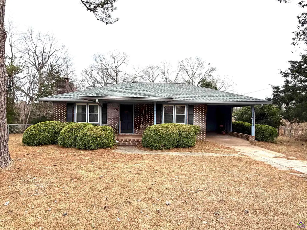 290 W Valley Drive, Fort Valley, GA 31030 - Image #1