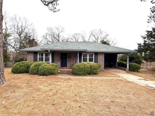 290 W Valley Drive, Fort Valley, GA 31030