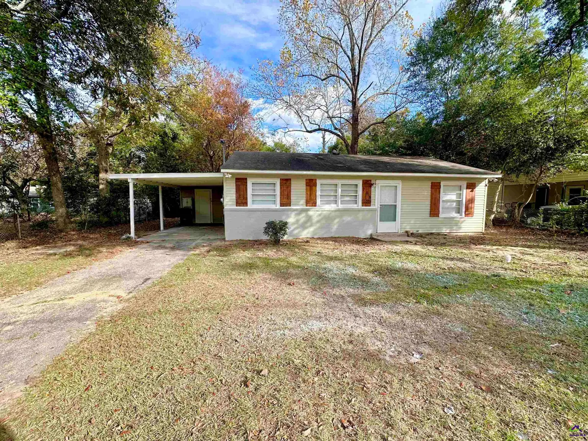 108 Smith, Warner Robins, GA 31088 - Image #1