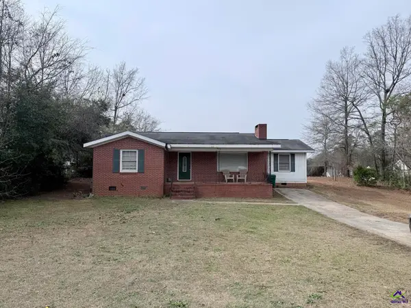 407 Collins Ave, Centerville, GA 31028