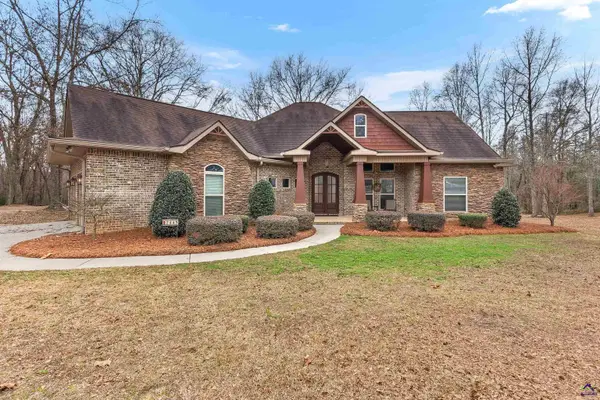 1445 Clopine Lake Road, Fort Valley, GA 31030