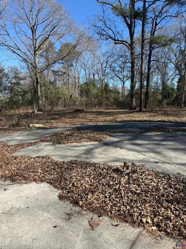 102 Canion, Kathleen, GA 31047
