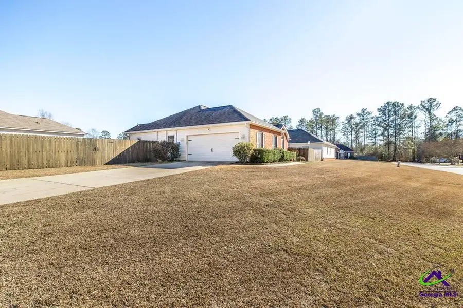 111 Chipper Street, Bonaire, GA 31005 - Image #2