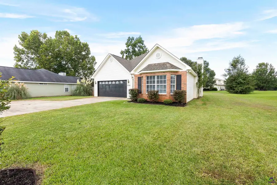 308 Peach Blossom Road, Bonaire, GA 31005 - #2