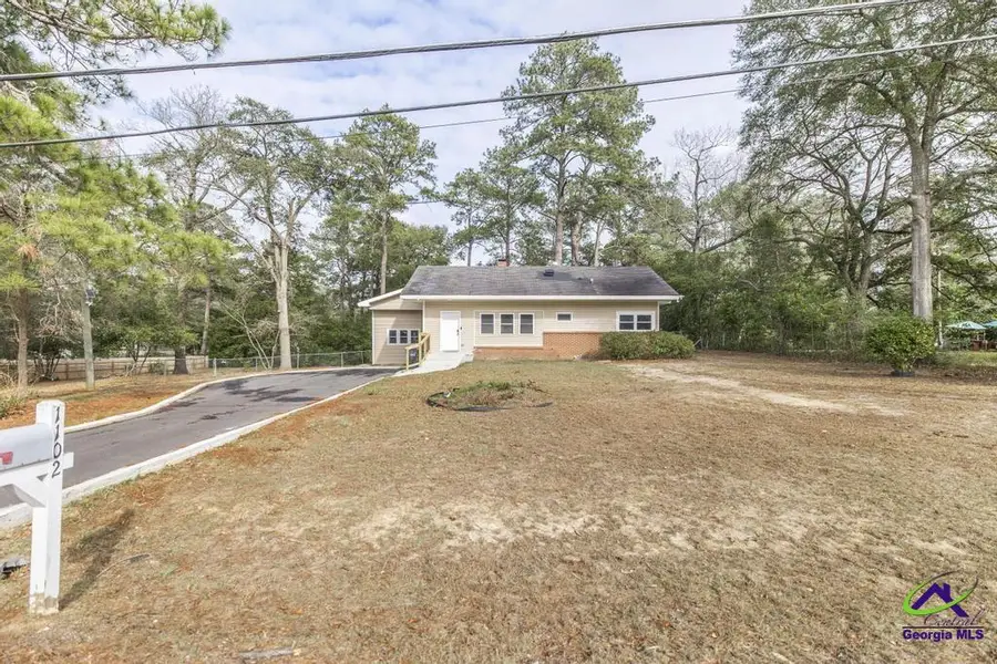 1102 Jewell Drive, Perry, GA 31069 - Image #2