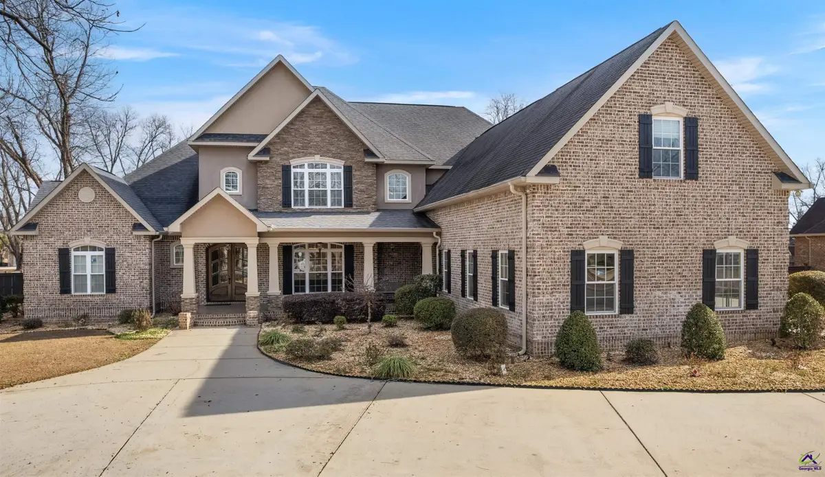 204 Bridgeway Drive, Warner Robins, GA 31088 - Image #1