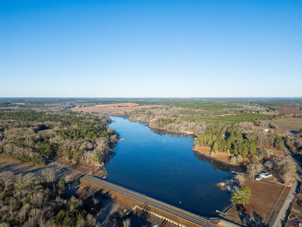 1092 Tommy Purvis Road, Reynolds, GA 31076 - Image #1