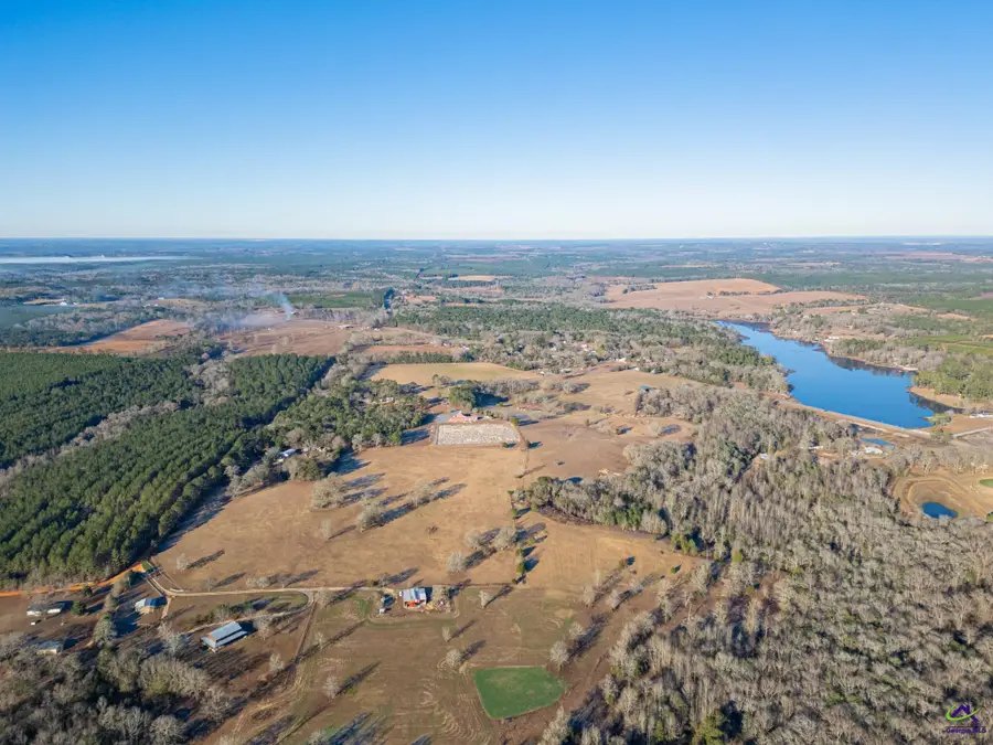 1092 Tommy Purvis Road, Reynolds, GA 31076 - Image #3