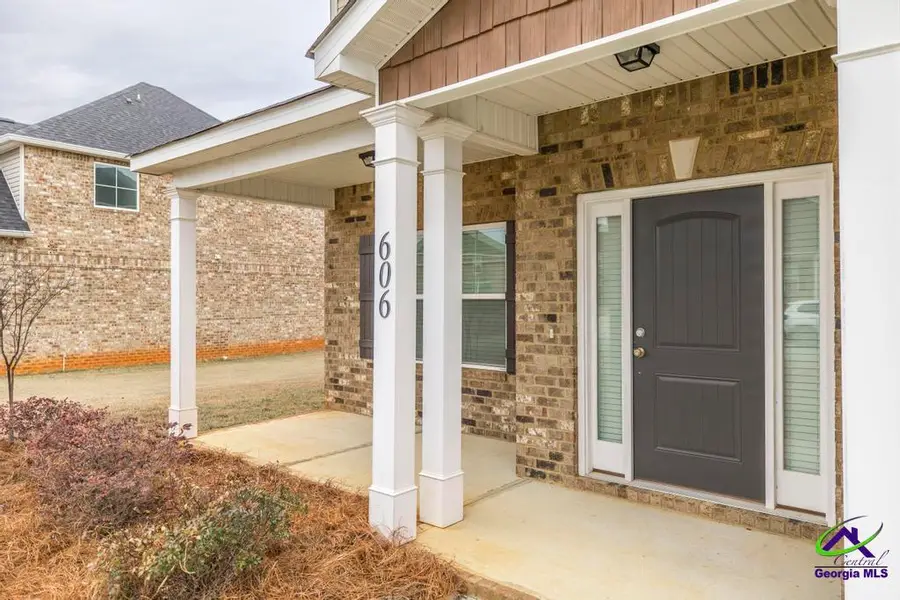 606 Samantha Brooke Parkway, Bonaire, GA 31005 - Image #3