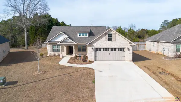219 Otters Ridge Drive, Kathleen, GA 31047