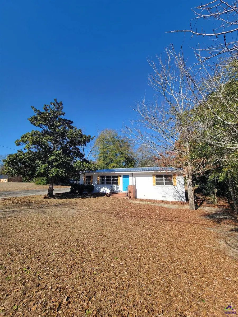 161 E Cherry Street, Cochran, GA 31014 - #3