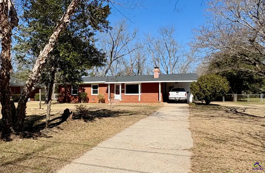 404 Magnolia Street, Fort Valley, GA 31030 - #2