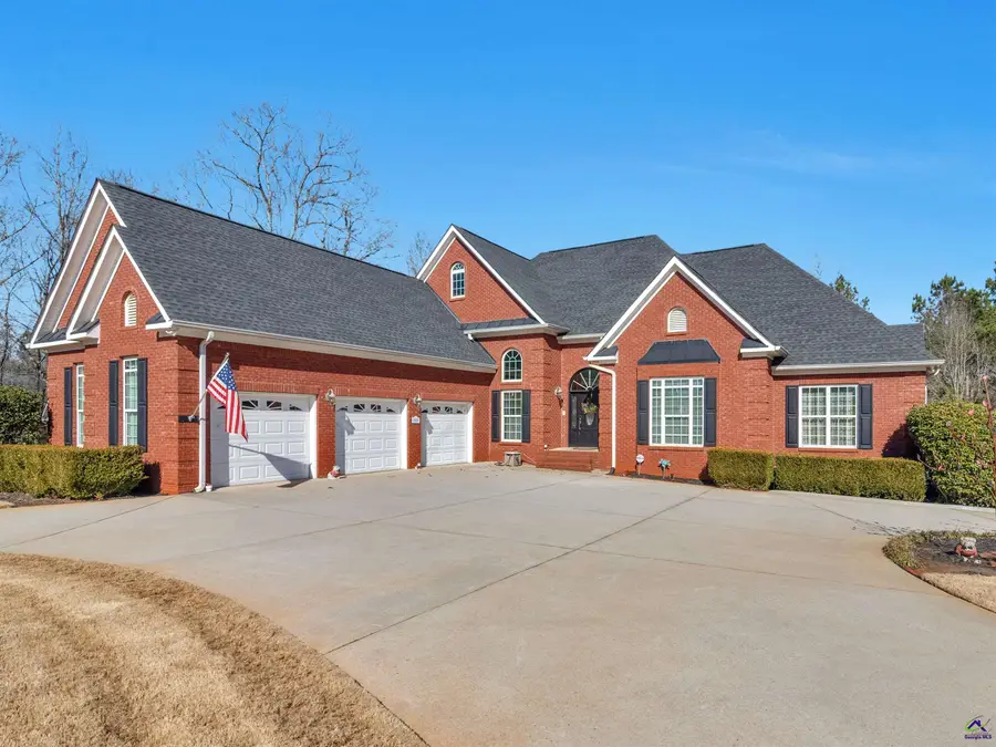 100 S Cambridge Drive, Griffin, GA 30224 - #2