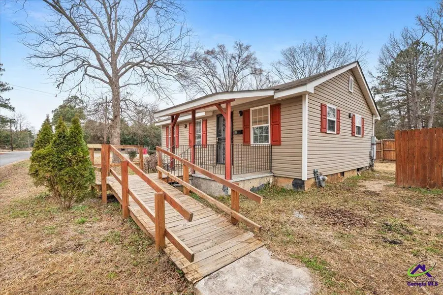 25 Martin Luther King Jr Boulevard, Hawkinsville, GA 31036 - Image #3