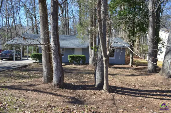 1169 Sandy Beach Drive, Macon, GA 31220