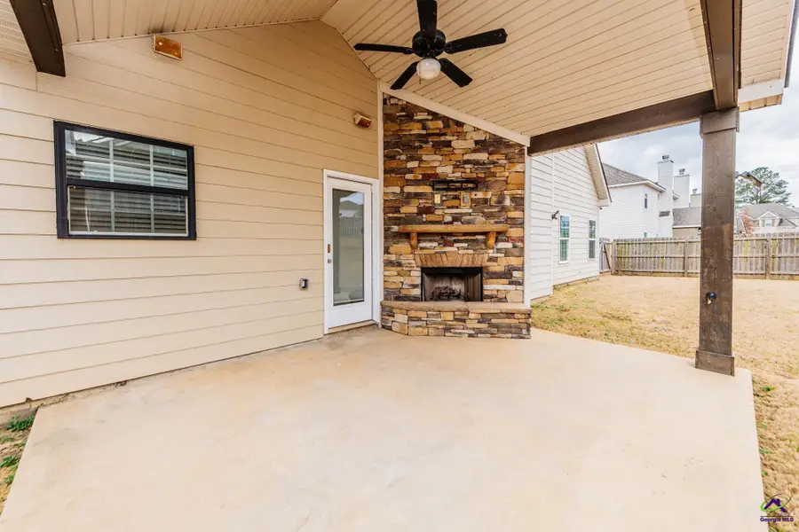 204 Amberley Court, Kathleen, GA 31047 - #3