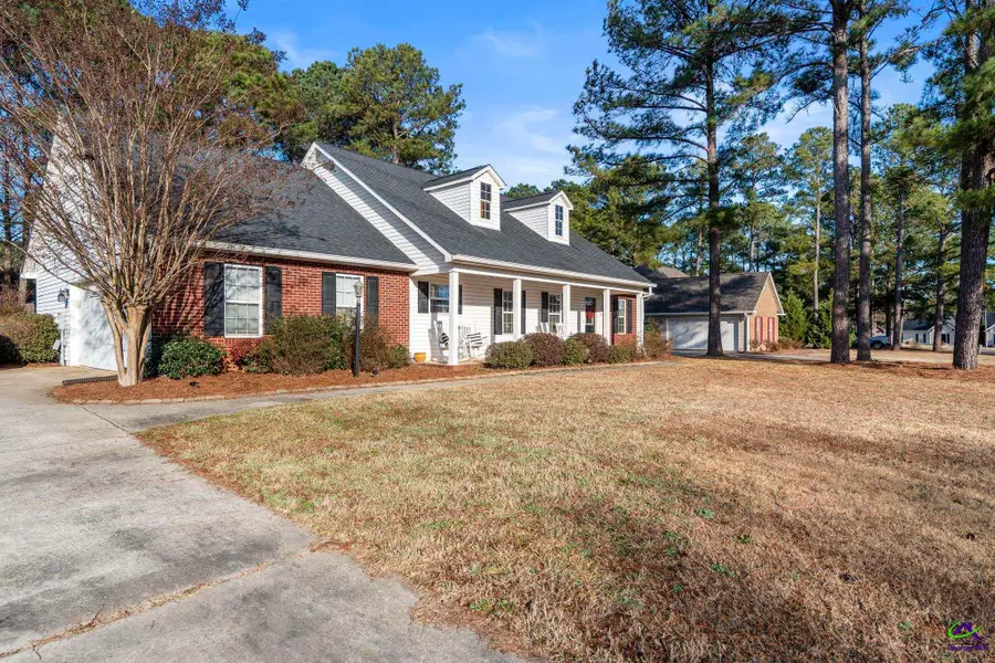 218 Ellicott Dr, Warner Robins, GA 31088 - #3