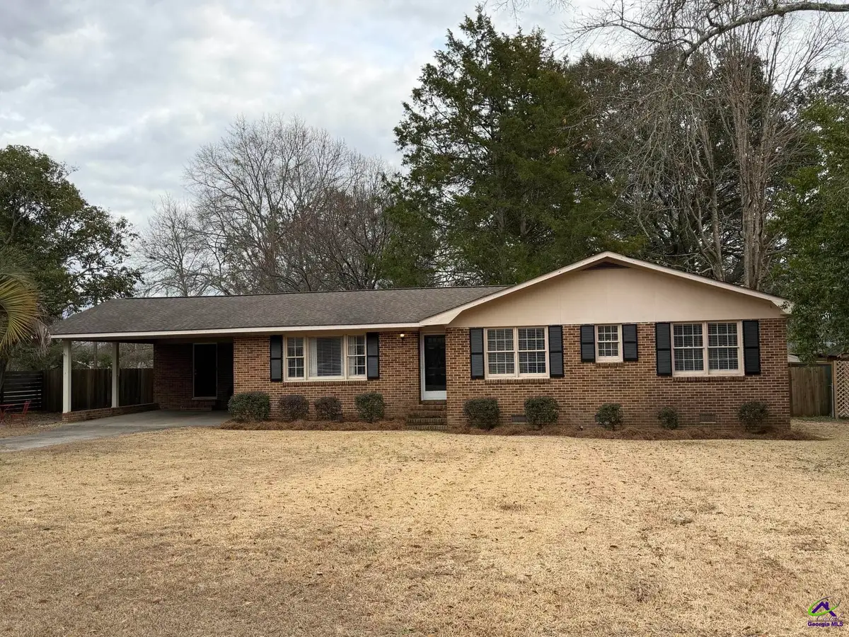 229 W Peter St, Cochran, GA 31014 - #1