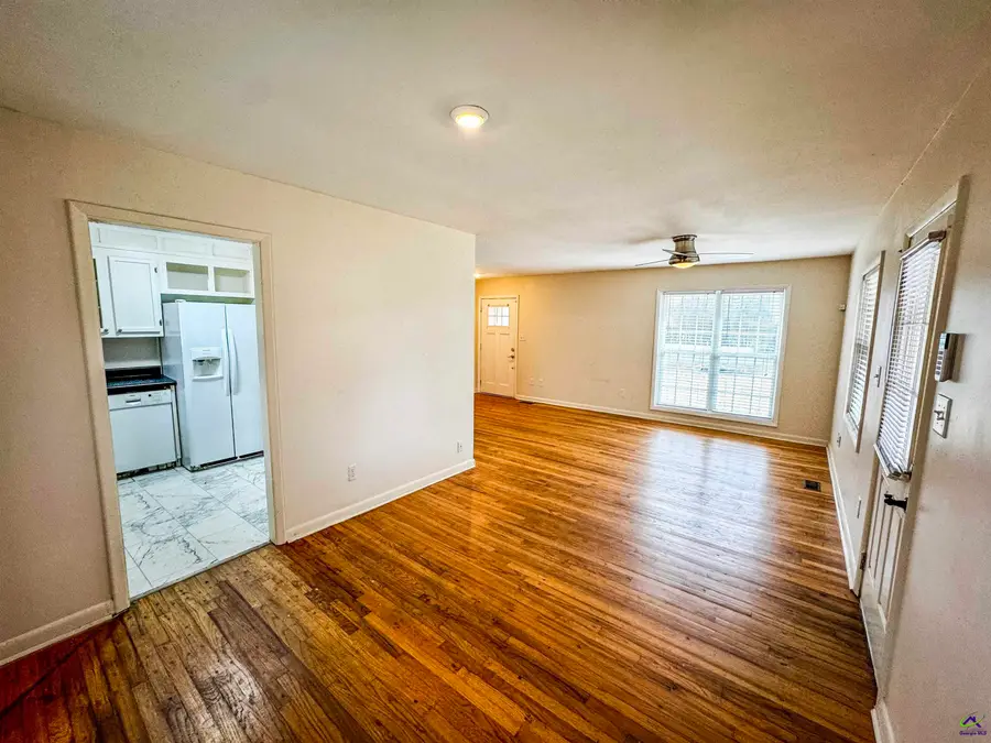 306 Woodlawn Avenue, Warner Robins, GA 31093 - #3