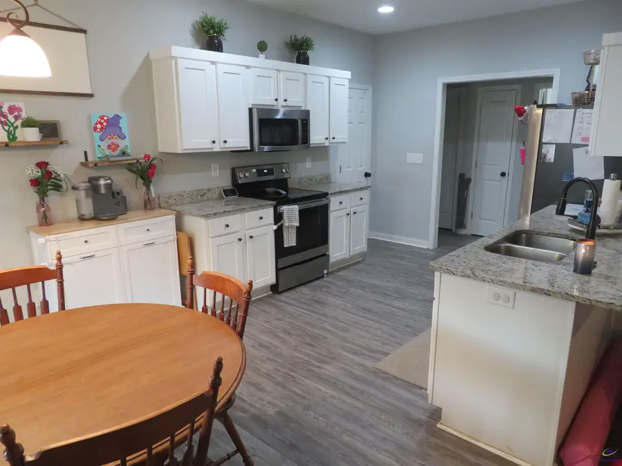 204 Greylock Drive, Perry, GA 31069 - #3