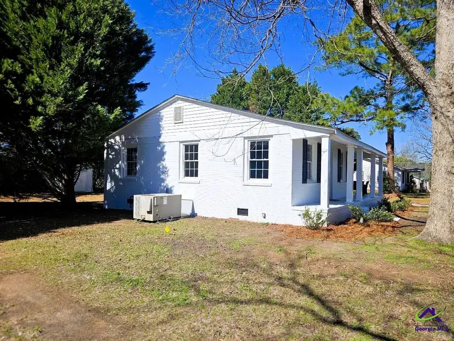 30 MITCHELL Street, Hawkinsville, GA 31036 - #3