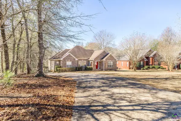 126 Pineworth Pointe Drive, Macon, GA 31216