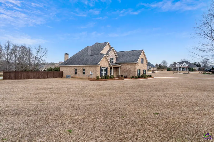 1025 Chattahoochee Drive, Bonaire, GA 31005 - #2