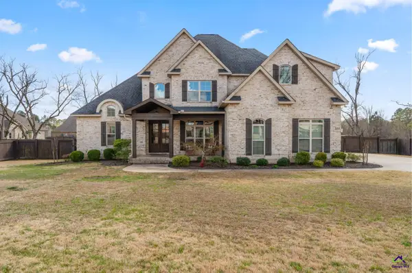 100 Foxtail Chase, Kathleen, GA 31047