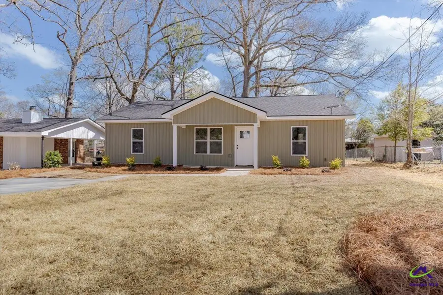 110 Lee Street, Warner Robins, GA 31088 - #2