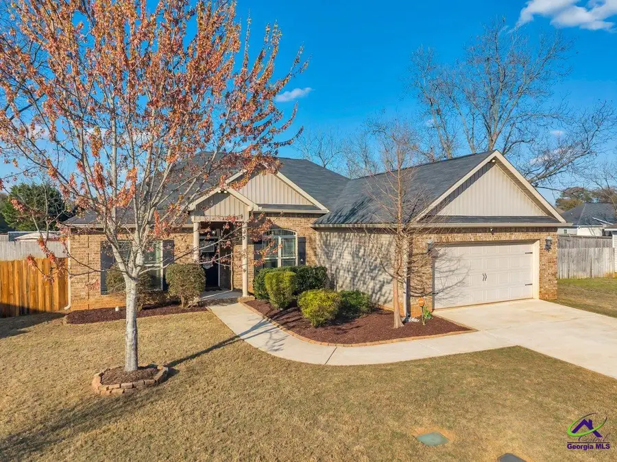 102 McEwen Drive, Perry, GA 31069 - #3