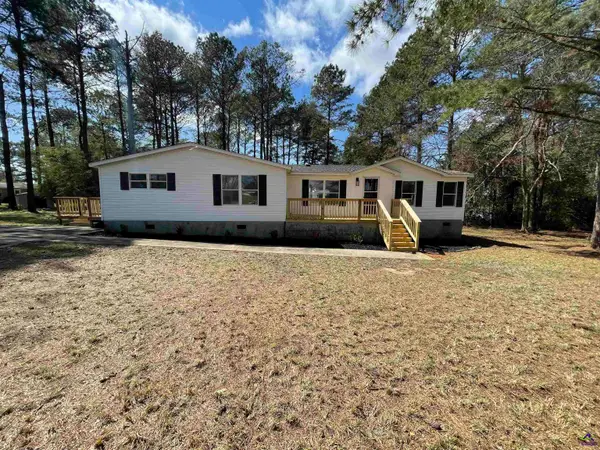 105 Senimor Court, Perry, GA 31069