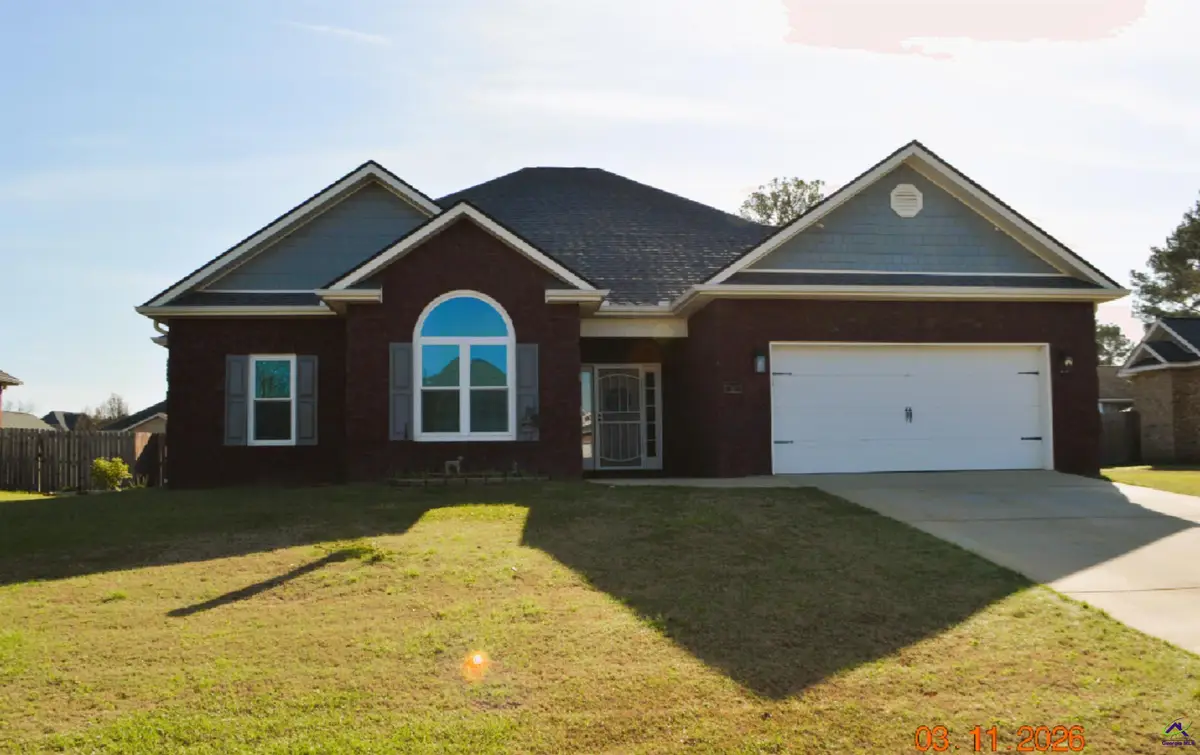 111 Hampton Meadows Dr., Bonaire, GA 31005 - #1