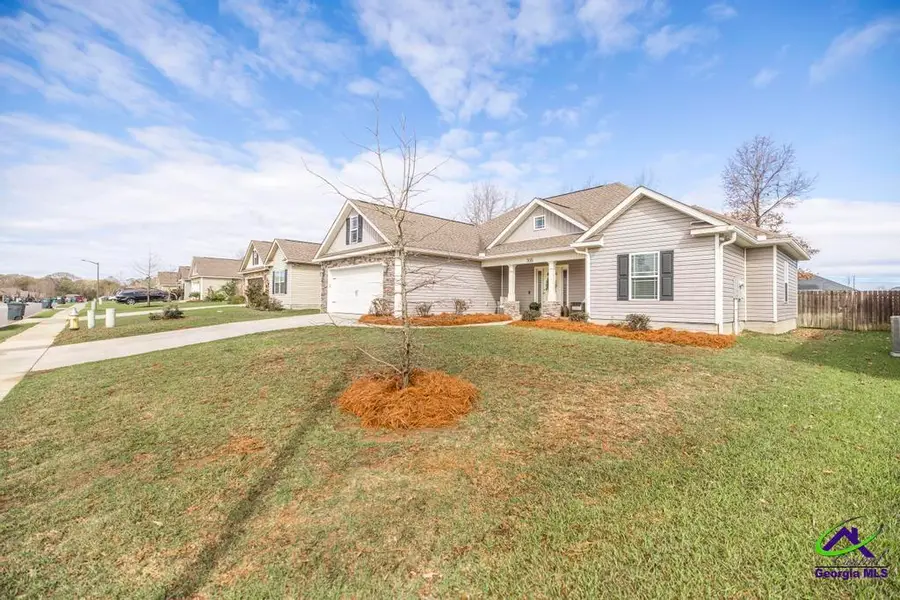 305 Gibson Circle, Kathleen, GA 31047 - #3