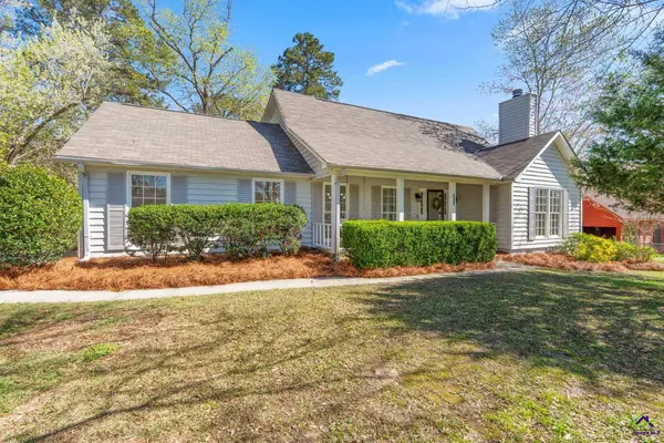 6806 Bay Point Drive, Macon, GA 31220