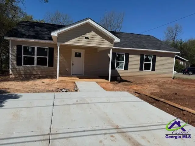 121 Hampton Street, Fort Valley, GA 31030 - #1