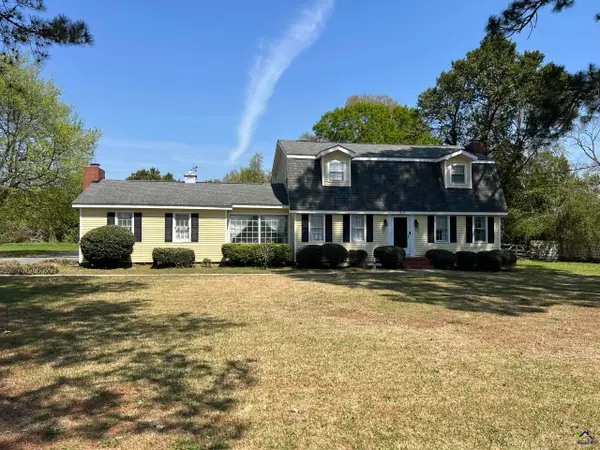 313 E Main Street, Marshallville, GA 31057