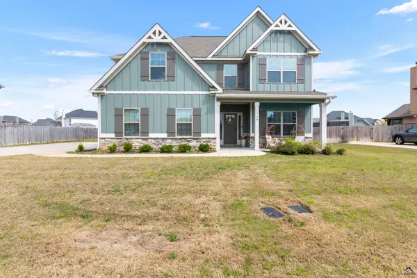 18 Pearl Moss Lane, Kathleen, GA 31047