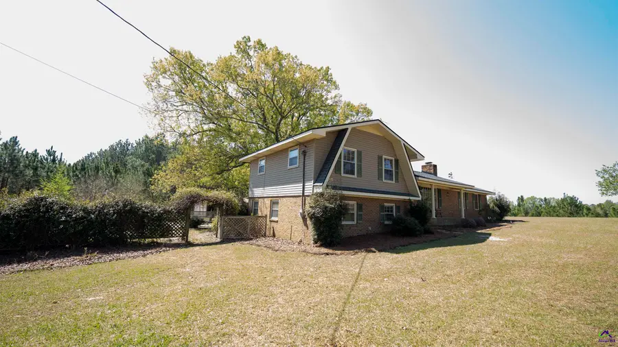 500 Bowman Road, Cochran, GA 31014 - #2