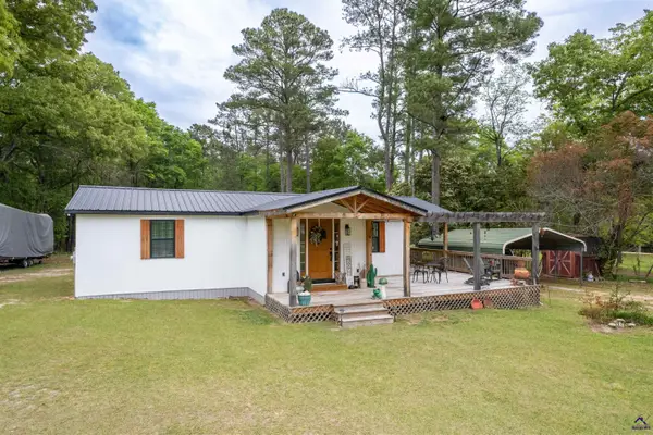 1119 Lower Hartley Bridge Road, Byron, GA 31008