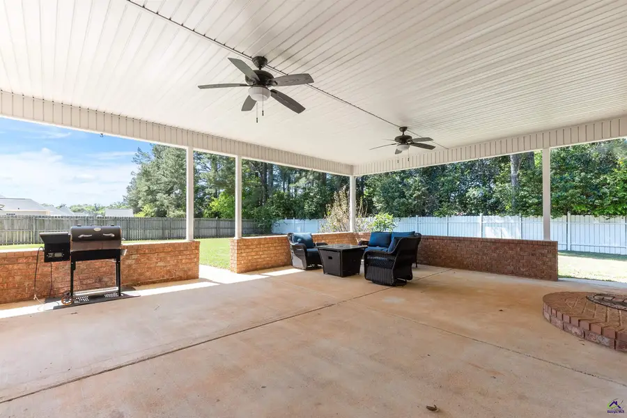 223 Hathersage Drive, Kathleen, GA 31047 - #3