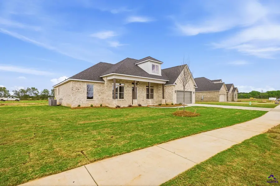 209 Farmland Circle, Perry, GA 31069 - #2