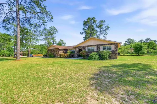 28 Tyler Drive, Byron, GA 31008