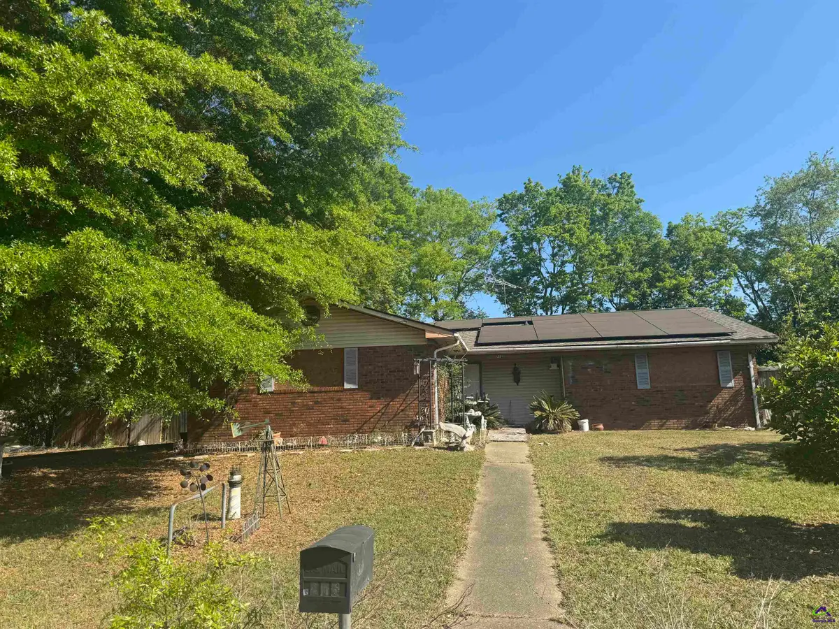 216 Hickory Glen, Centerville, GA 31208 - #1