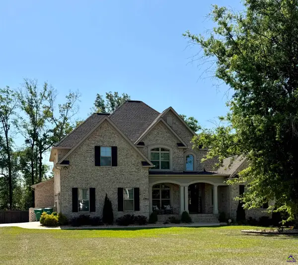 4066 Coosa Drive, Bonaire, GA 31005